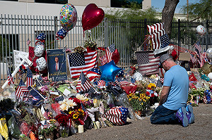 將哀悼化為2026中期選票 ! 柯克命案轉成選舉動力 TPUSA與共和黨呼籲支持者投票反擊仇恨