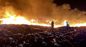 又傳火警!新竹新豐掩埋場凌晨大火  濃煙恐影響三地區