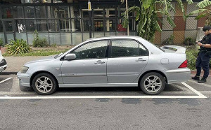 板橋國小後門傳槍擊！停放車輛遭開23槍 尋獲8鋼珠警追查中