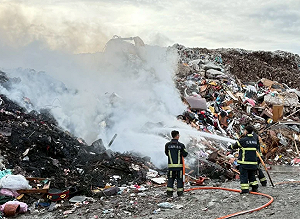 花蓮垃圾場頻傳火警!「8萬噸廢棄物」成安全隱憂