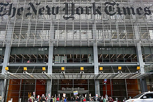 川普告《紐時》求償150億美元  法官直批「不當」駁回