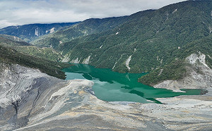 樺加沙颱風進逼！花蓮「馬太鞍溪堰塞湖」有溢流危機 下游3鄉鎮待命撤離