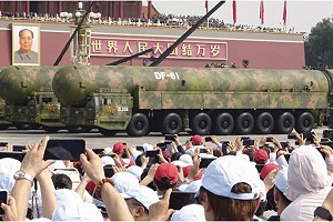 香山論壇又現戰狼言論！ 解放軍中將：打台灣不用閱兵新型科技武器