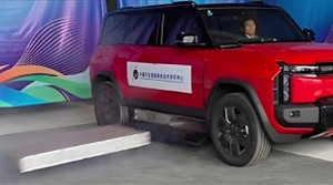 人家「電磁彈射」它搞「電池彈射」! 出事會拋出3米外 網譏 : 射災難給別人