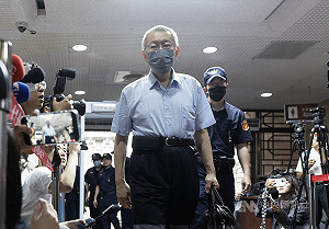 電子腳鐶收訊不良 柯文哲下午赴北院更換