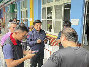 戡災簡報爆爭執！傅崐萁當場開噴 卓榮泰制止不成轉身走人