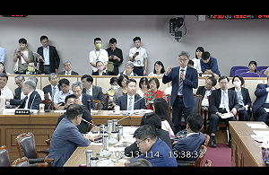 「馬太鞍堰塞湖沒立即潰堤危險」 立院公報回顧陳駿季8月怎麼講