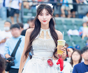 安芝儇組女團遭爆「翻唱沒付版權費」！經紀公司緊急回應了