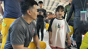 堰塞湖溢流致災 乾姑丈扶乾姑媽救6歲小沂！兒淚崩發聲