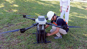 台灣救災史新頁！衛福部無人機首度空投藥物   3分鐘接力完成送藥　