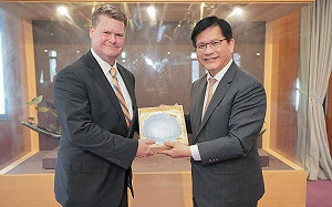 林佳龍談中國變「全控型國家」 薛瑞福肯定台灣強化自我防衛能力