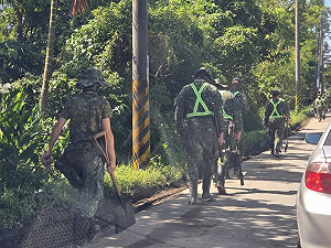 各地志工湧入花蓮光復災區 石明謹籲 : 非必要車輛勿進193線、留住宿給災民與救災人員