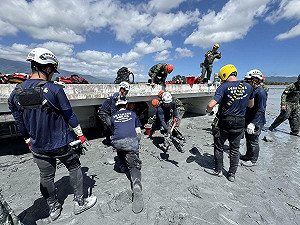 光復鄉佛祖街救援最新進展！高雄特搜尋獲一女性大體