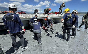 光復鄉佛祖街救援最新進展！高雄特搜尋獲一女性大體