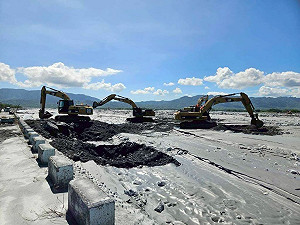 馬太鞍溪水成功改道至深水槽 封堵流入光復市區