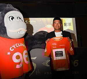 96自由車聯賽橘衫3連霸　李廷威：冠軍來得突然