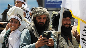 進一步壓縮言論空間！塔利班展開全國「斷網」 阿富汗通訊中斷