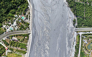 馬太鞍溪新橋採「200年防洪標準」重建！2027年完成雙向通車