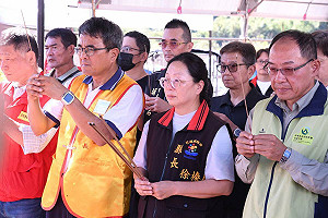 玄門總會踩小林村亡魂  讚傅崐萁功德  他籲「慈悲縣長」徐榛蔚：講清楚補助金流