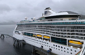 有人隱匿疫情? 美豪華郵輪爆病毒感染 約百人上吐下瀉 CDC緊急介入