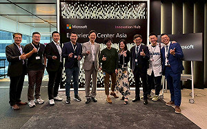 卓冠廷率團赴星考察 走訪微軟新加坡暢談智慧城市