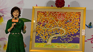 永遠的「國民女神」白嘉莉美麗傳奇畫展   新光三越高雄左營店登場