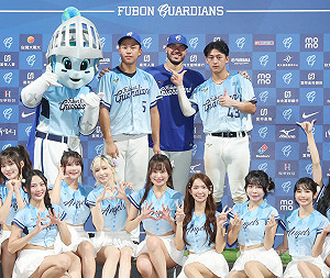 魔力藍好投、王念好開轟  悍將最終戰奪6連勝