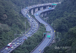 中秋連假收假日 國道零星路段晚間壅塞