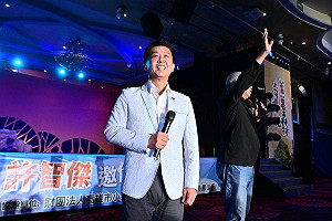 中秋鳳山推精彩大戲    許智傑邀紙風車演出吸3千人