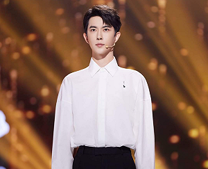 于朦朧遭虐待證據＋1？手指腫脹照曝光 網心疼：要替他討回公道