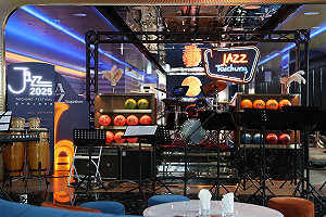 爵士音樂節的延伸 勤美洲際打造專屬舞台 露天草地還有快閃店 