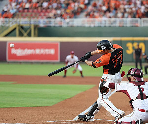 宋嘉翔敲追平轟、再見安  助桃猿挑戰賽延長戰線