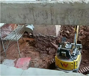 (影)私自開挖地下室導致鄰居房屋受損  中國男子遭公安逮捕