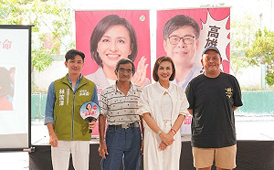 邱議瑩衝刺基層勤辦座談   旗津商圈理事長大讚「未來的市長」