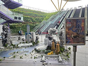 「大港青年防衛隊」特攝熱潮不減！ 微縮城市登陸捷運中央公園站　機票得主驚喜現身