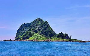 「台灣龍珠」基隆嶼登山步道全線開放 誠邀遊客登頂一覽海上秘境之美