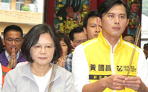 黃國昌參選  柯一正、蔡英文勸進是關鍵