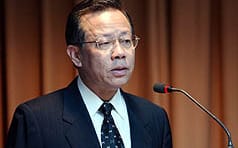 不捨「顏慧欣默默忍受惡意相待」顏慶章：楊珍妮瞞心昧己負隅頑抗