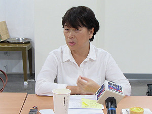 金鼎獎被拉白布條  龍應台：一種寬容精神