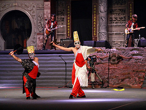 高雄戲獅甲登場  陣頭大比拚