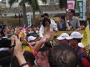 選情分析/藍、綠、橘的民調已經呈現「固化」