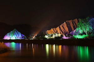 田寮月世界奇幻夢境  今晚首登場