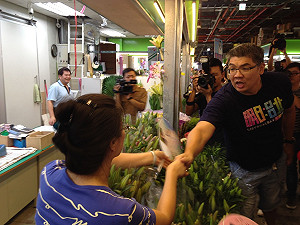 總部造勢晚會馬王不同台？連：應不會錯開