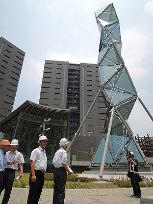 新莊辦公大樓  花70億竟有7層樓放檔案