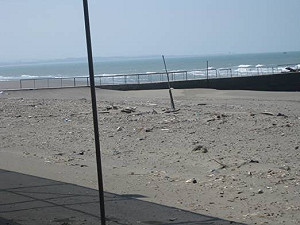 趕上這個夏季   崎頂海水浴場將復業