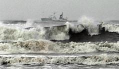 午後4時雷雨急催  高雄出現短暫豪雨