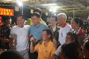 被連勝文暗指奸詐狐狸 柯P：我是獅子