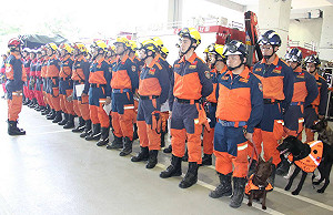 新北市府派20名特搜隊員南下救災