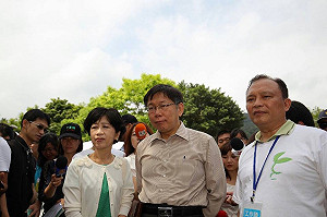 找陳佩琪關說送資料 柯文哲：都特別不看