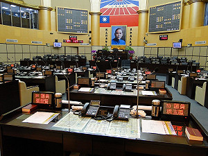 綠營全力杯葛  台南議會臨時會延會